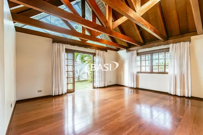 Casa dos Seus Sonhos no Condomínio Castel Verona, no Bairro São Lourenço em Curitiba - Cas