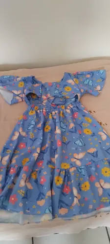 Desapegando venda de roupas seminovas 3 vestidos por apenas 100 reais ou 60 reais CADA.