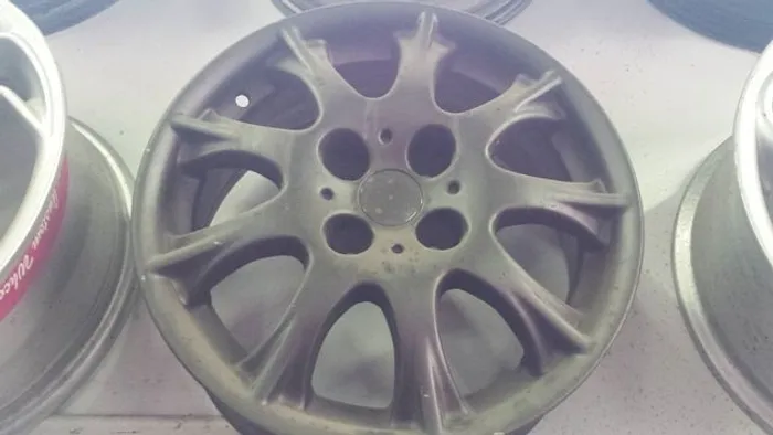 Roda aro 15 Preta fosca Renault Sandero 4X100 semi nova