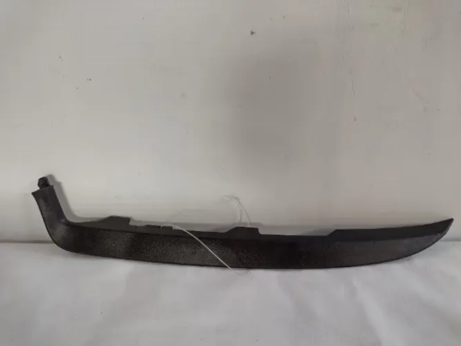 Moldura farol sandero logan 2015/2019 esquerda
