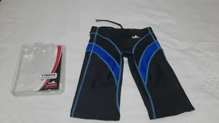 Traje Fast YngFá, tam.S(pequeno). Novo. 280,00
