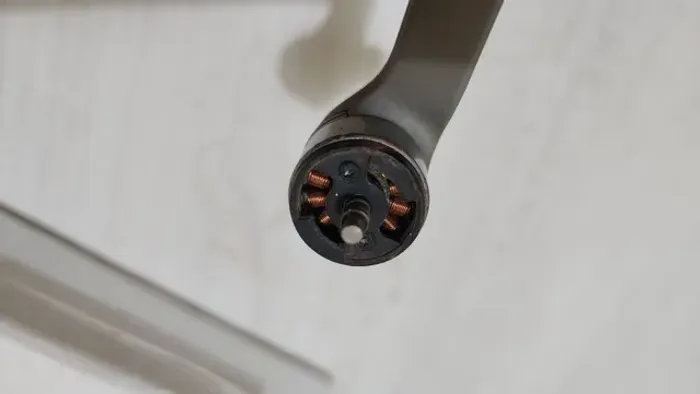 braço dianteiro esquerdo com motor mavic air 2