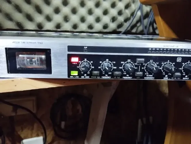 Behringer Ultragain Pro