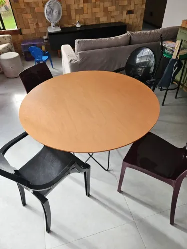 LINDA MESA DE JANTAR.