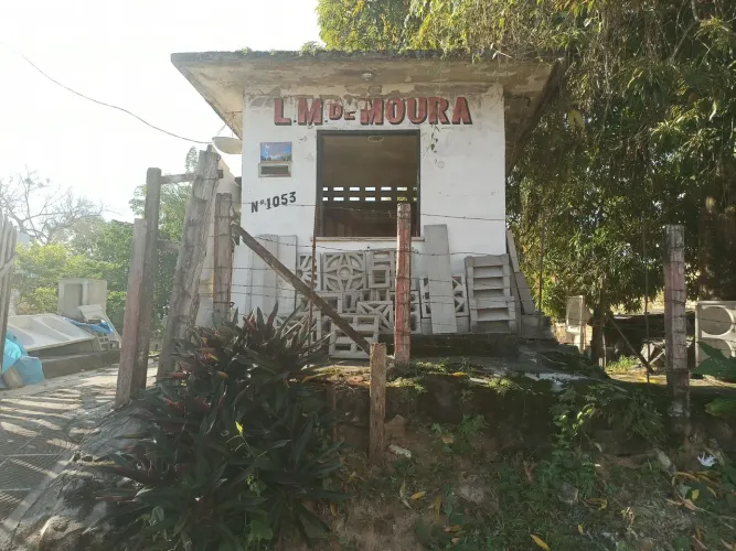 Pré moldados Trabalhamos : cobogós, tanques ,caixa de ar ..etc  