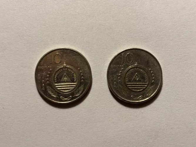 Duas Moedas de 10 escudos de Cabo Verde 1914