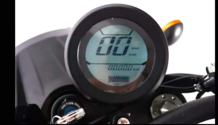 Moto elétrica wazn emplacada