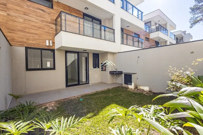 Casa em condomínio à venda 3 suítes Santo Inácio
