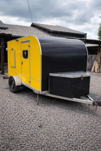 Trailer / Reboque 2021 Mobiliado com Placa Solar