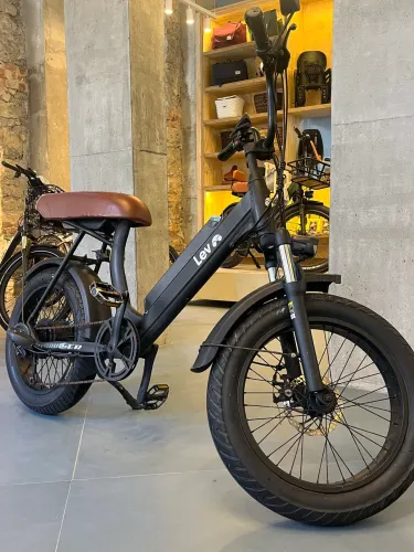CRUISER LEV 2 ANOS DE USO 