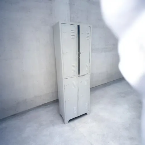 Armário de aço 4 portas!