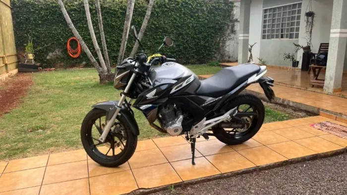 HONDA CB 250F TWISTER CBS - 2020/2020 + CAPACETE