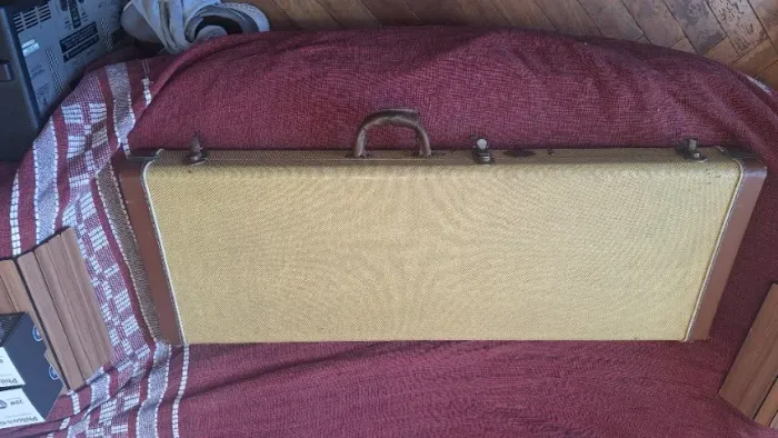 Case vintage retangular para guitarra Fender, usado, original - só venda