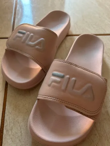 Vendo chinelo FILA original (feminino)