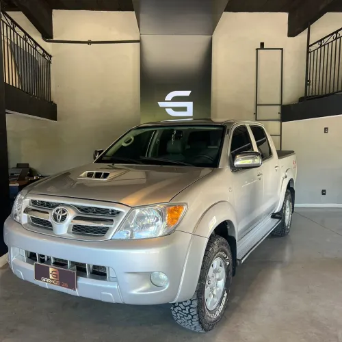 Toyota Hilux CD SRV 4X4 3.0 8V 116cv TB Diesel 2007