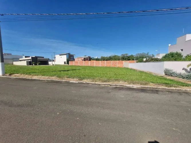 Terreno em Condomínio à venda, Residencial Vivamus - Saltinho/SP