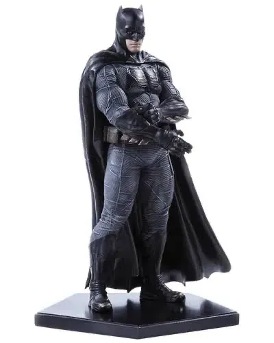 Batman (Batman vs Suoerman) 1/10 - Iron Studios