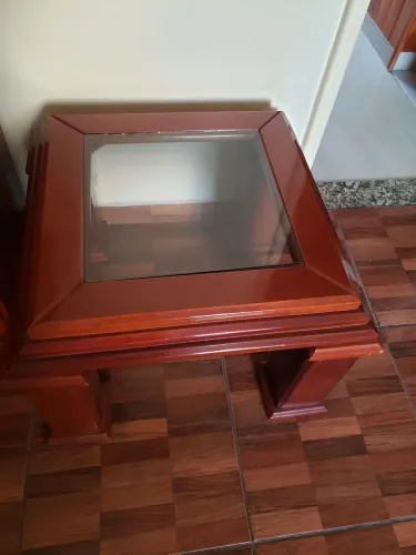 Mesa de centro em madeira