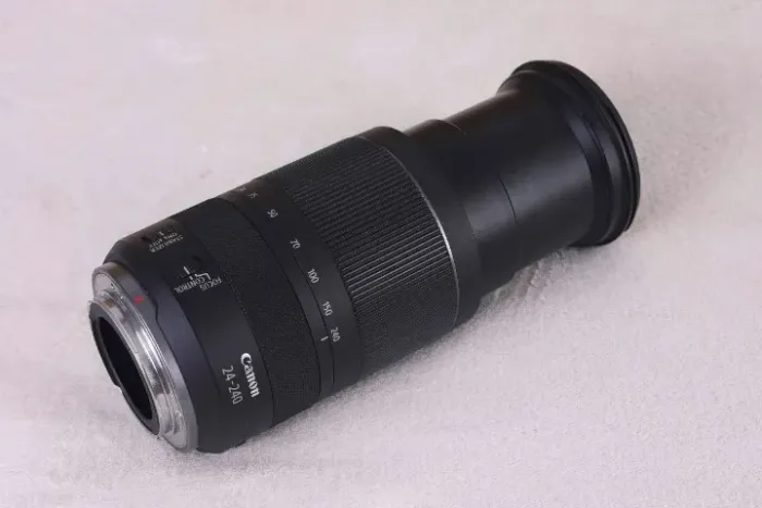 Canon RF 24-240mm,super-versátil, ótima para ambientes externos e viagens! Faz tudo!