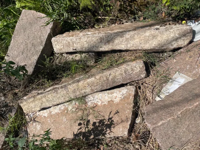 Meio fio de pedra, granito