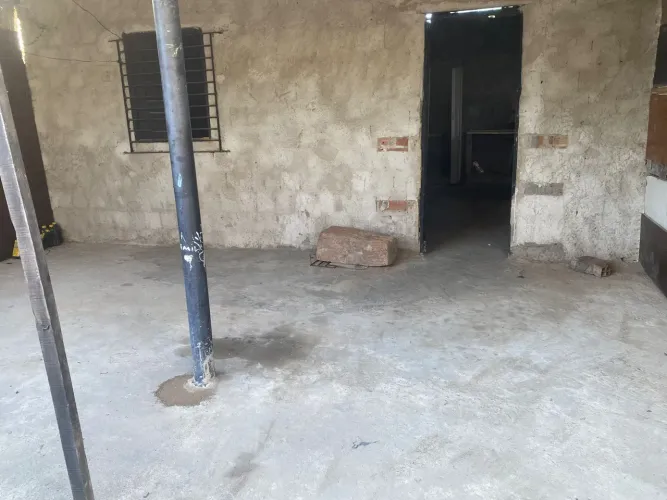 Vende-se ou aluga-se 