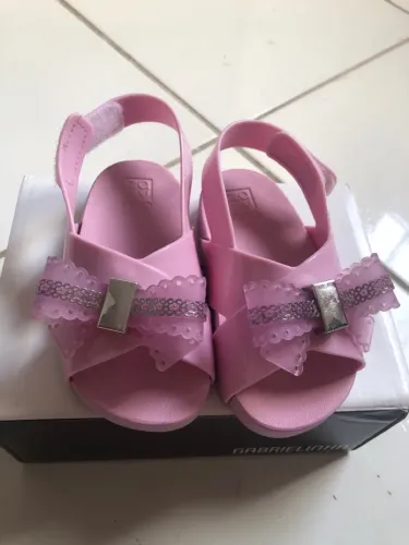 Sandálias infantil troco por fralda