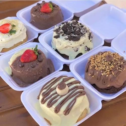 Bolos, panetones e bombons