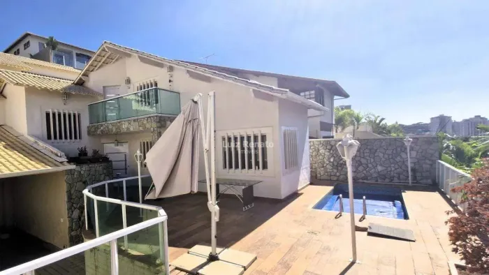 Casa à venda no bairro São Bento