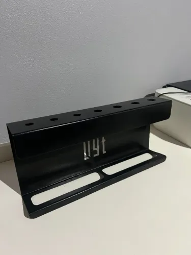 Suportes OYT para Estética Automotiva