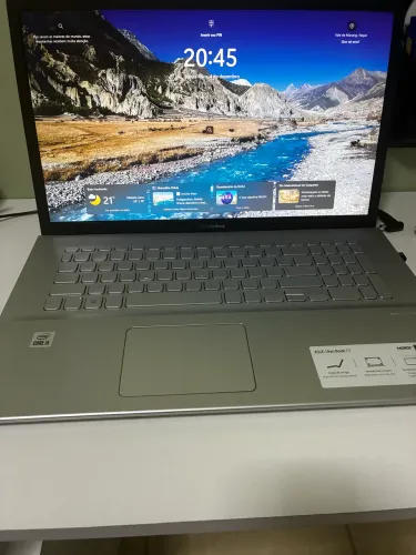 ASUS VivoBook