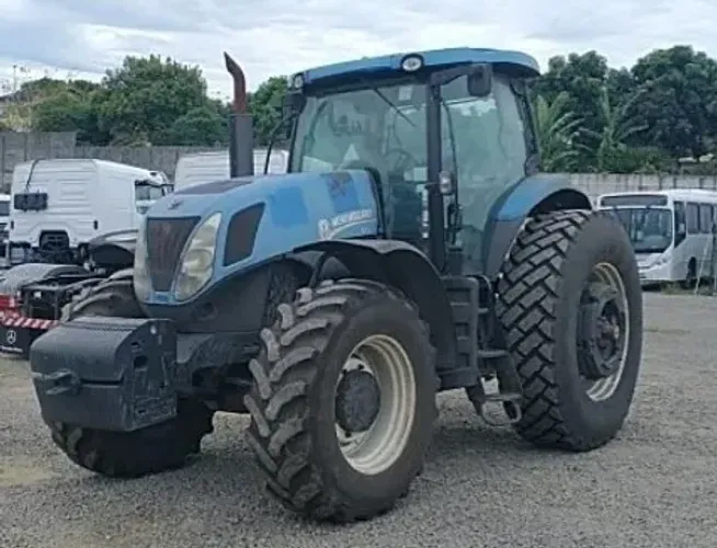 Trator  NEW Holland  2016  