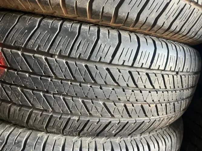 Pneu 265/65/17 Bridgestone  92% Vida 