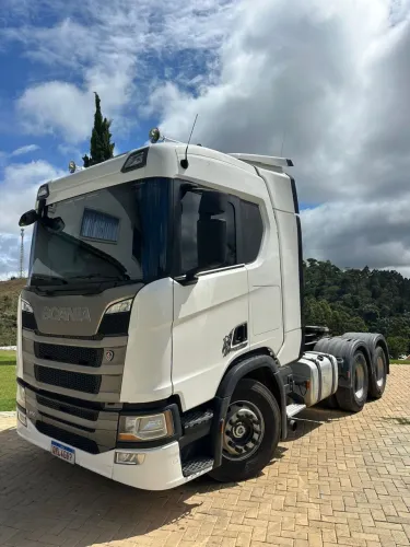 Scania r450 com retarder