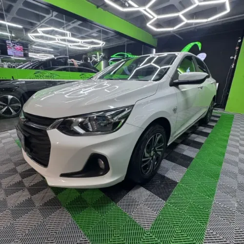 Chevrolet Onix Plus LT 1.0 12V Flex Mec. 4P 2024