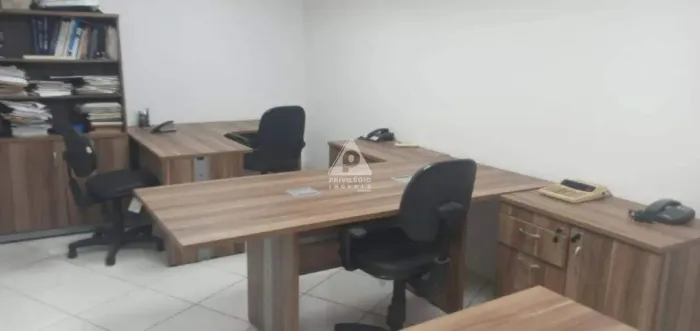 SALA COMERCIAL