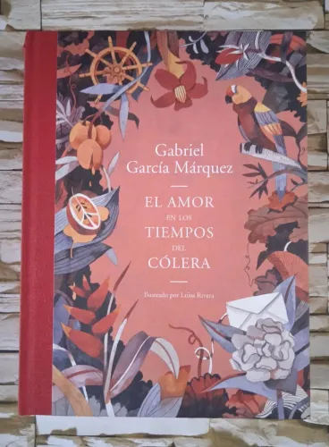 El Amor en los Tiempos del Cólera - Edição Especial Ilustrado, de Gabriel García Márquez. 