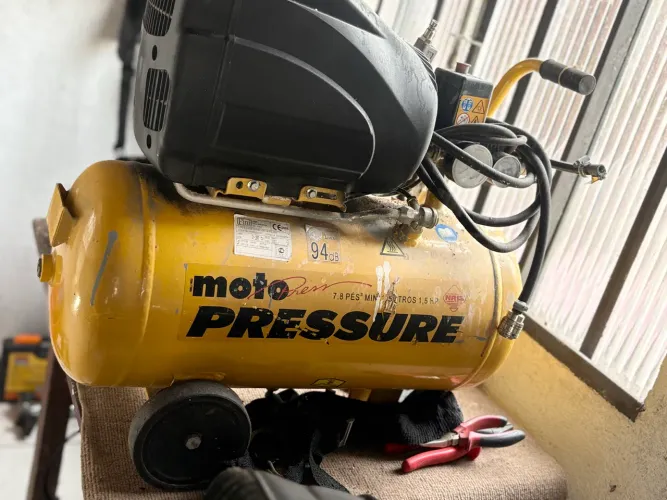Compressor 25 litros 8,2 pés