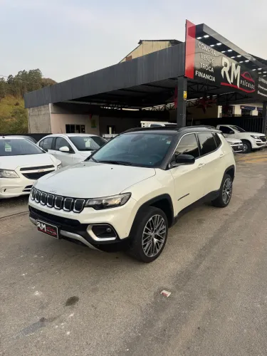 Compass Limited 4x4 diesel teto solar