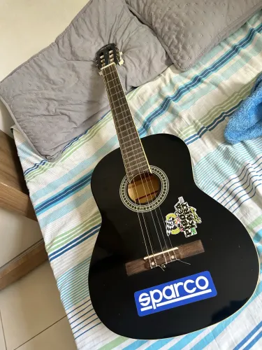 VENDO VIOLÃO 