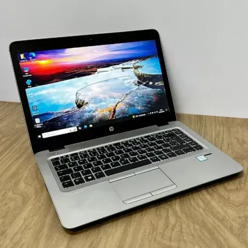 Notebook HP impecável - Intel Core i5-6300u /8gb ram /256gb SSD /Bateria nova /Tela FHD