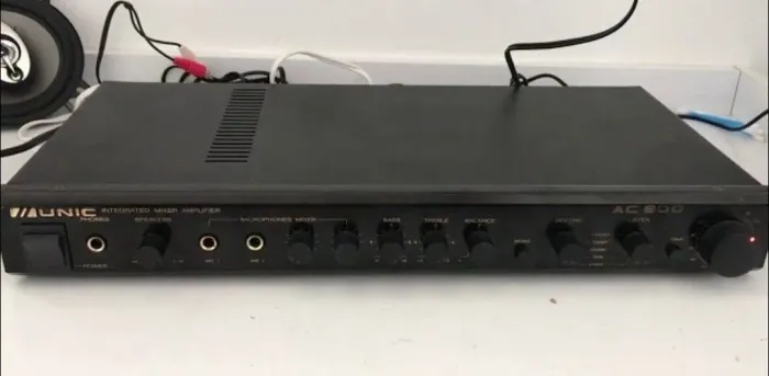 Amplificador profissional AC 800