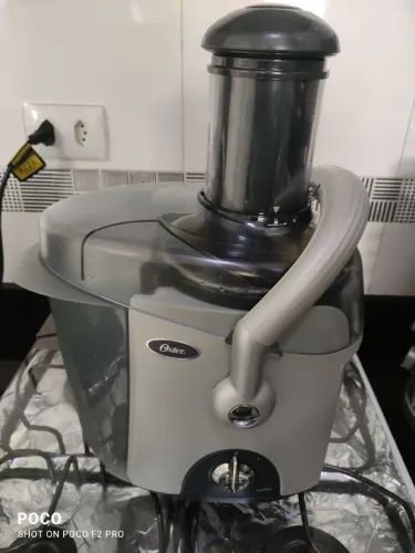 CENTRIFUGA SUCOS IMPORTADA DOS ESTADOS UNIDOS SEM USO OSTER 127V