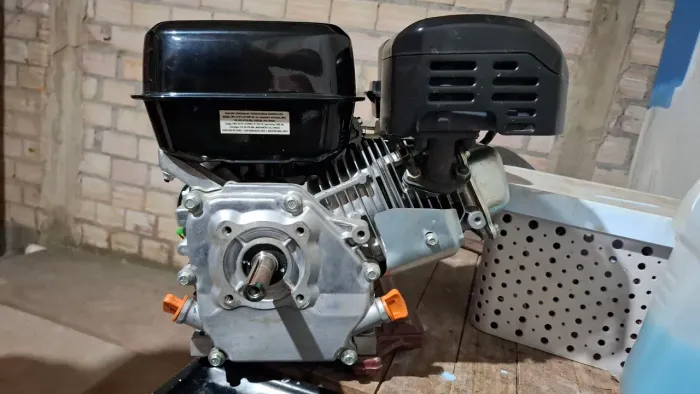 Motor estacionario toyama 7hp