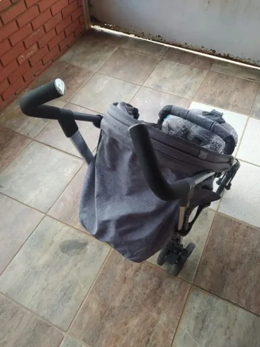 Carrinho de bebê Chicco Liteway