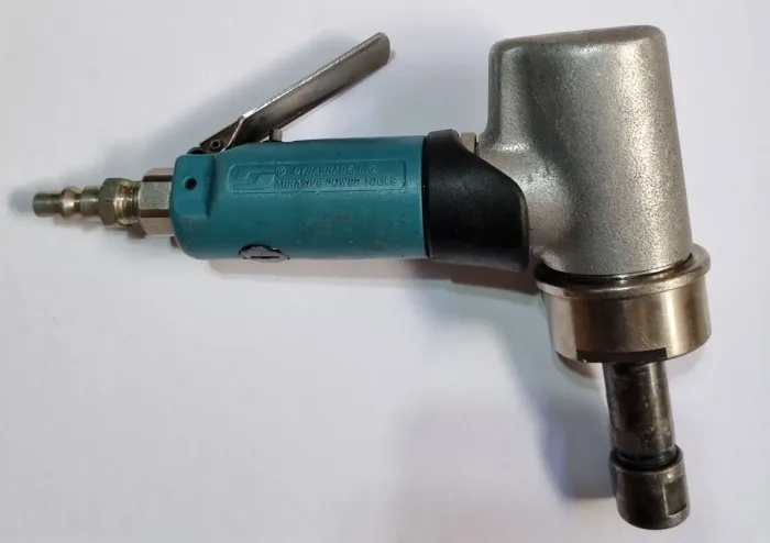 Lixadeira Pneumática Angular DYNABRADE (522 Watts) 20.000 RPM Exaustão Frontal