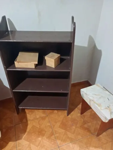 Estante tradicional