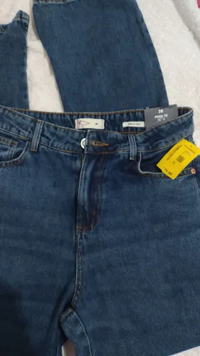 Vende-se calça Riachuelo n38 modelo reta estou vendo pois comprei a numeração errada,