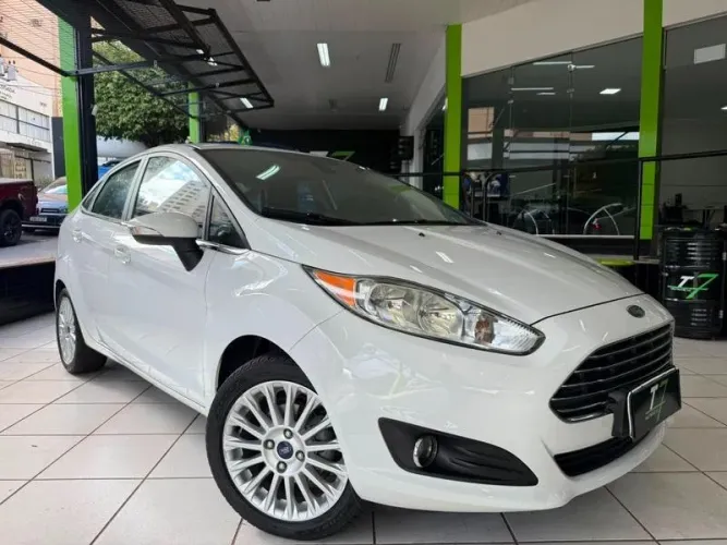 Ford Fiesta Sedan Titanium 1.6 Powershift 2017