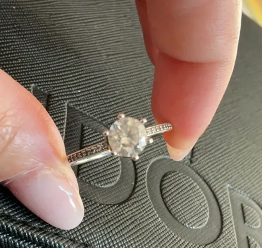 Anel Pandora solitário real