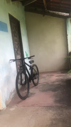 Bike aro 29 com upgrades! Troco em motorizada ou algo do meu interesse